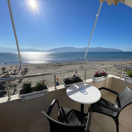 Seaview Apartments Rental Vlorë Esterno foto