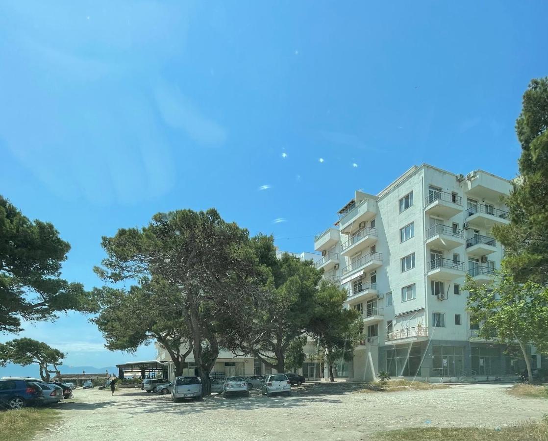 Seaview Apartments Rental Vlorë Esterno foto