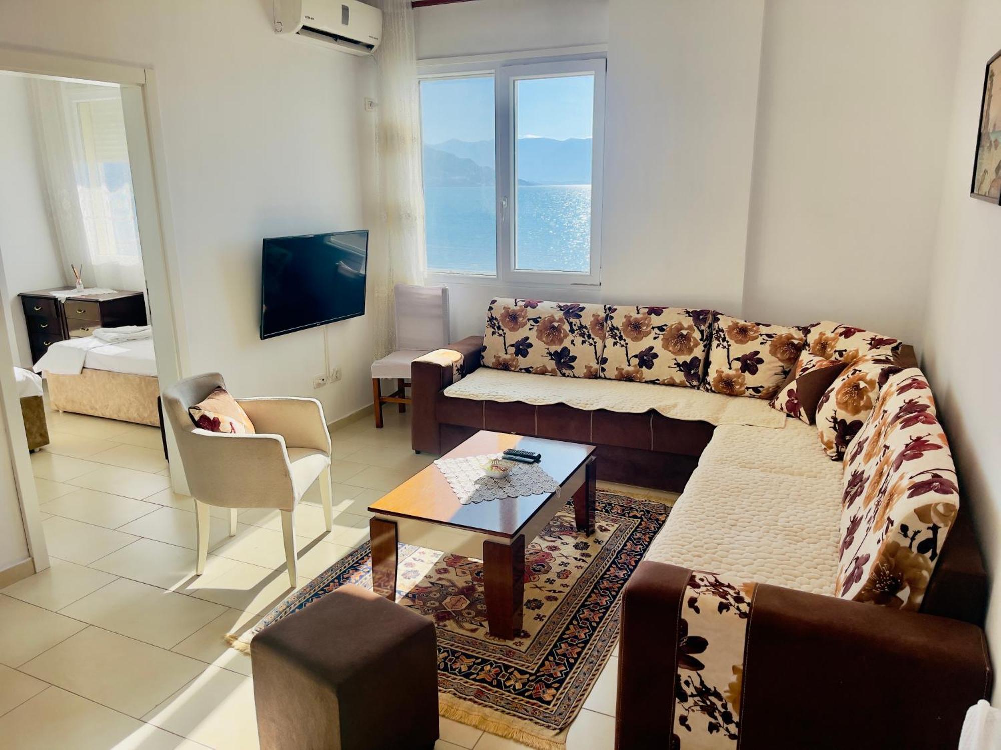 Seaview Apartments Rental Vlorë Esterno foto